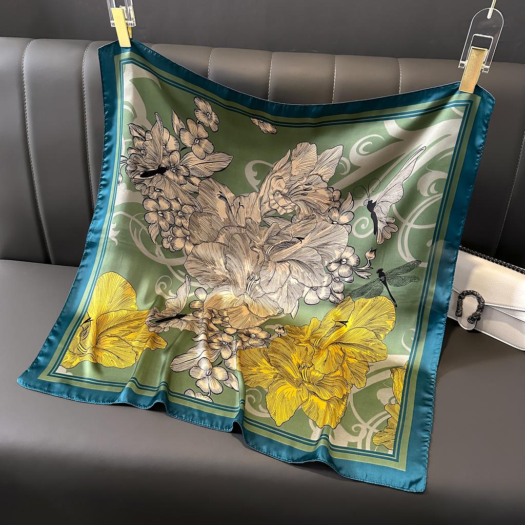 Nowa luksusowa marka moda 70*70cm kwadratowe szaliki projekt szalik jedwabny skośny kobiety hidżab bandana szal owija echarpe foulard