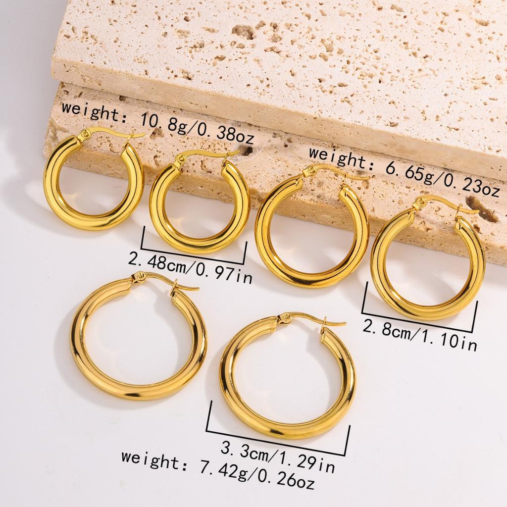 Special for smooth titanium steel earrings, simple and sweet temperament, stainless steel jewelry, niche design sense