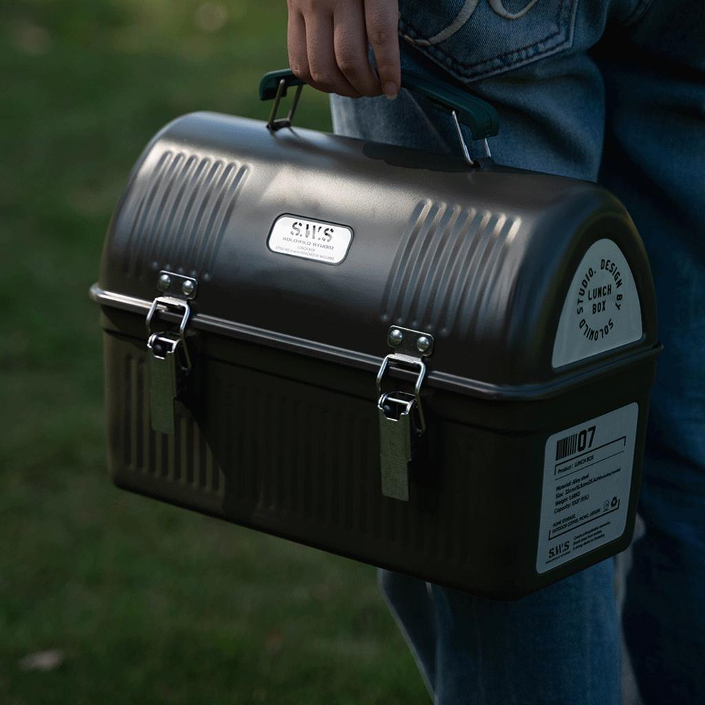 Vintage Metal Lunchbox with Handle and Latch Retro Metal Containers Storage Boxes Stores Food Drinks Water Bottle