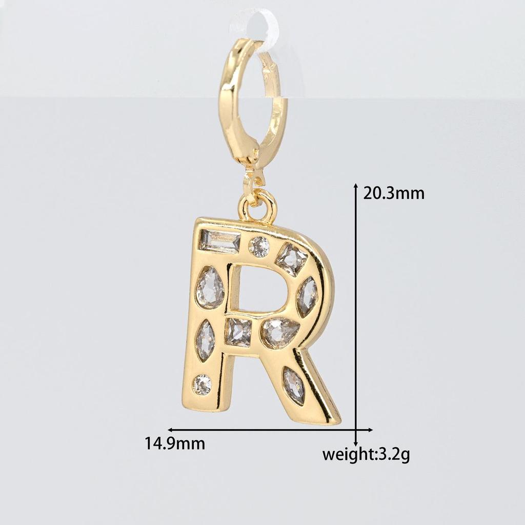 Übertriebene Kupfer Zirkonia Inlay Alphabet Ohrringe