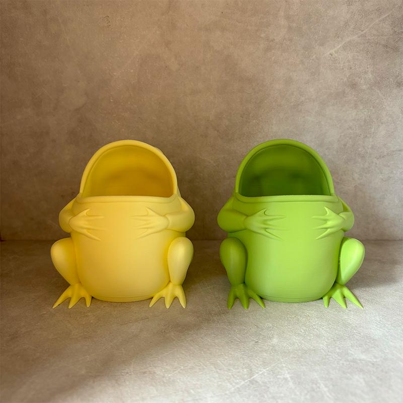 Cute Frog Flower Pot Succulent Plant Pot Plastic Planter Desktop Ornament Pen Container Home Garden Decoration