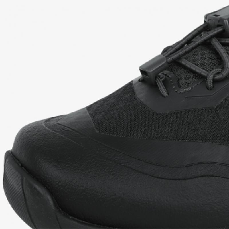 The North Face Ns86r72j Reactive Rom Blk