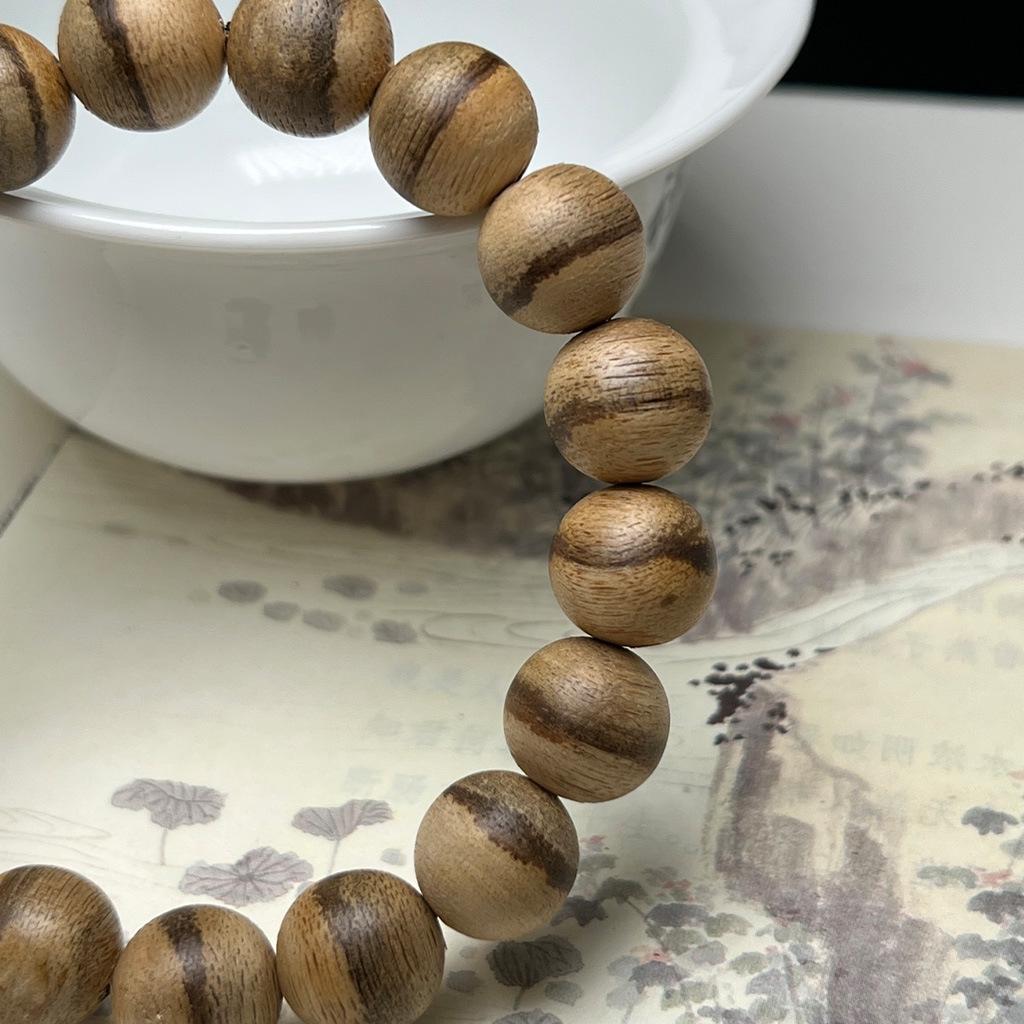 Authentic Kalimantan Agarwood Bracelet: Natural, Rich, Lingering Floral & Honey Fragrance for Men and Women