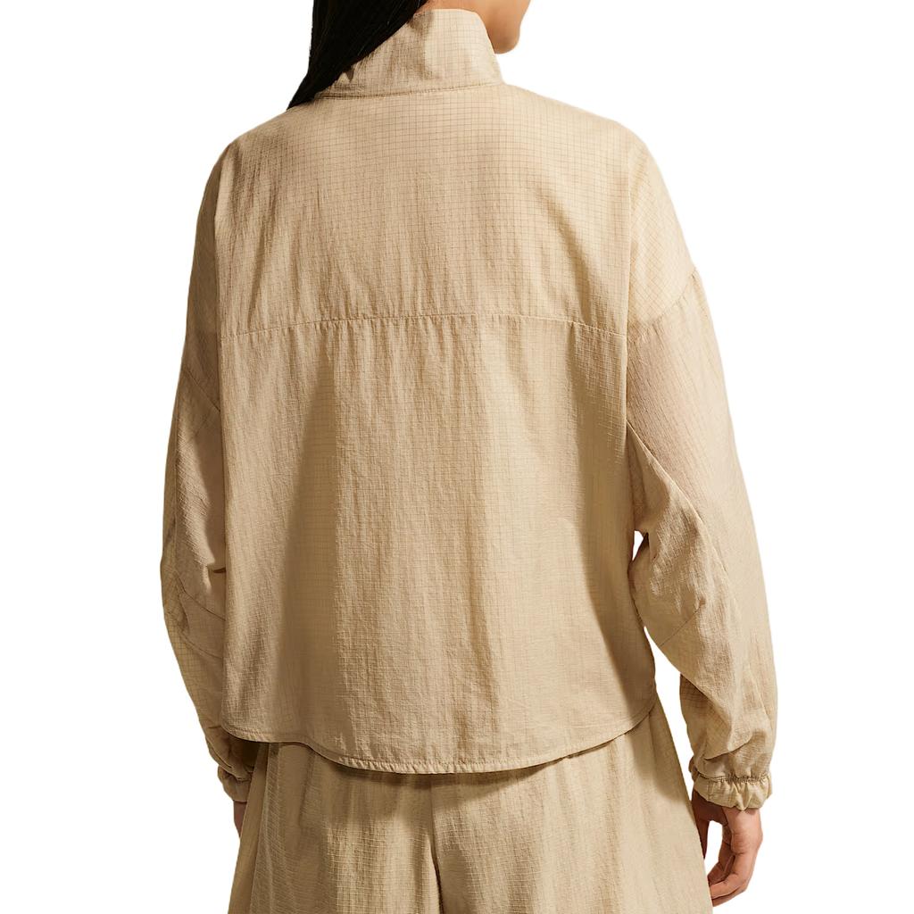 Nike Solid Lightweight Comfortable Tear-Resistant Jacket Women jackets IF0588248
