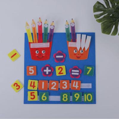 Přeshraniční plstěná matematická tabule pro sčítání a odčítání - Hračka pro rané učení pro děti