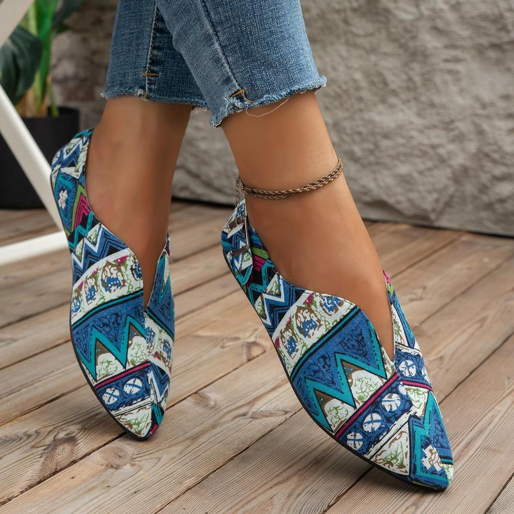 Large size single shoes women's new European and American printing color matching low-top one-pedal cross-fashion pointed women's shoes