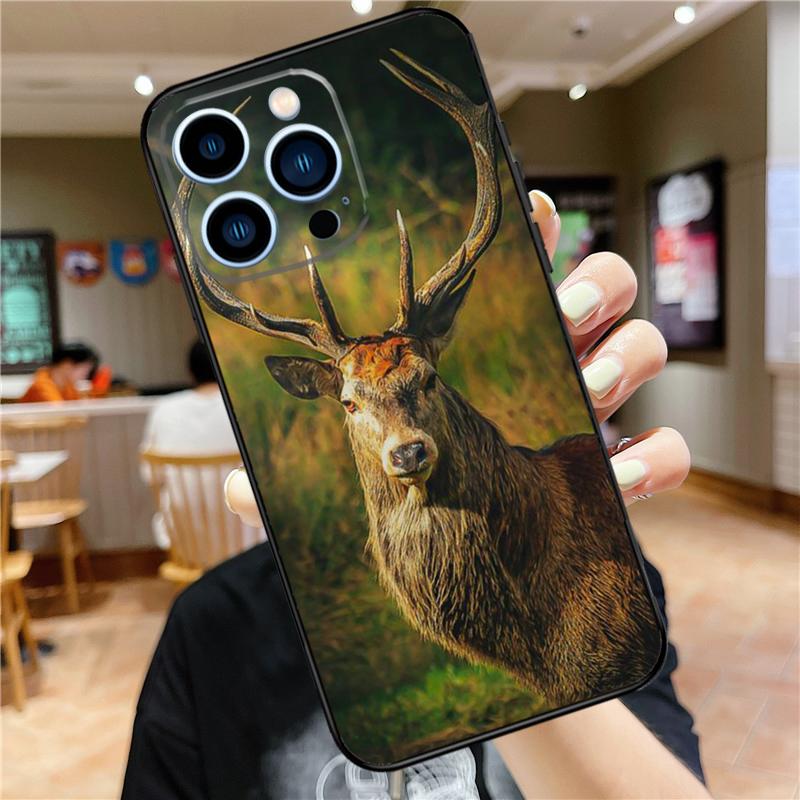 Animal Deer Case For iPhone 17 15 14 13 12 11 16 Pro Max Mini Plus 16e 17 Air Bumper Cover Accessories
