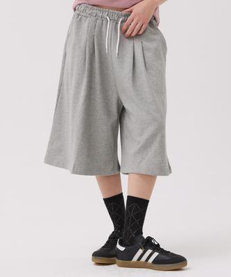 FANTASTISK STUDIO Pintuck Brede Bermuda Sweatpants Melange Grå