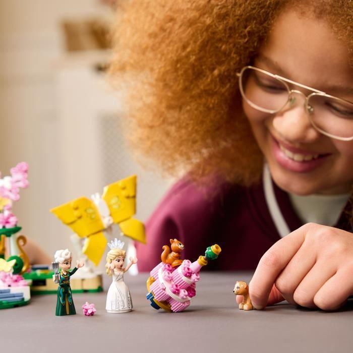 LEGO Wicked 75688 Glindas Hochzeit - Spielzeug ab 8 Jahren - Schmetterlingsfiguren - Geschenk