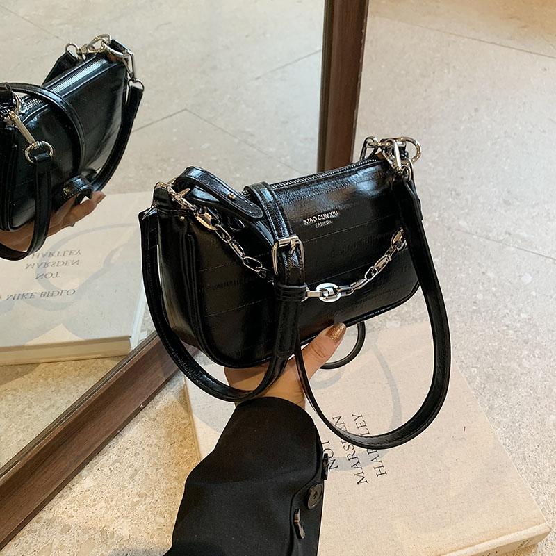 High end  New Women's Bag Popular Popular Popular Versatile Crossbody Bag Single Shoulder Underarm Small Square Bag