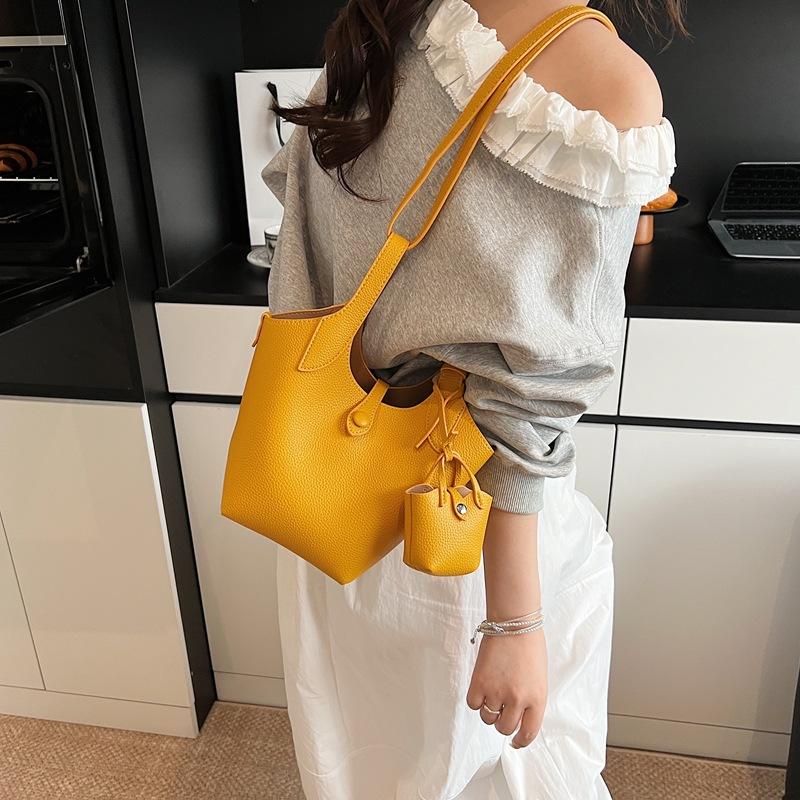 Work commuter bag niche design simple shoulder bag women's 2025 summer new high-end messenger bucket bag