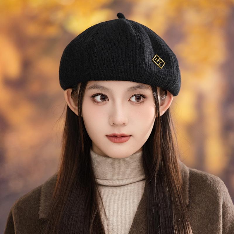 Autumn and Winter Hat Women's Retro Versatile Painter Hat British Style Octagonal Hat High End Temperament Beret Hat