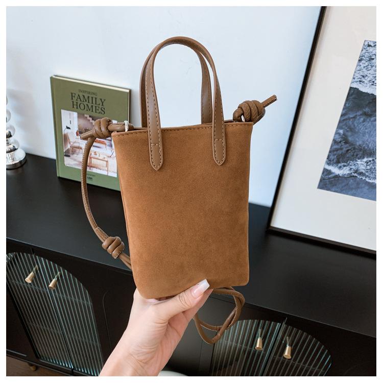 

Популярна в цьому році нішева жіноча сумка з леопардовим принтом 2024, нова універсальна сумка через плече в іноземному стилі, сумка для мобільного телефону коричневий