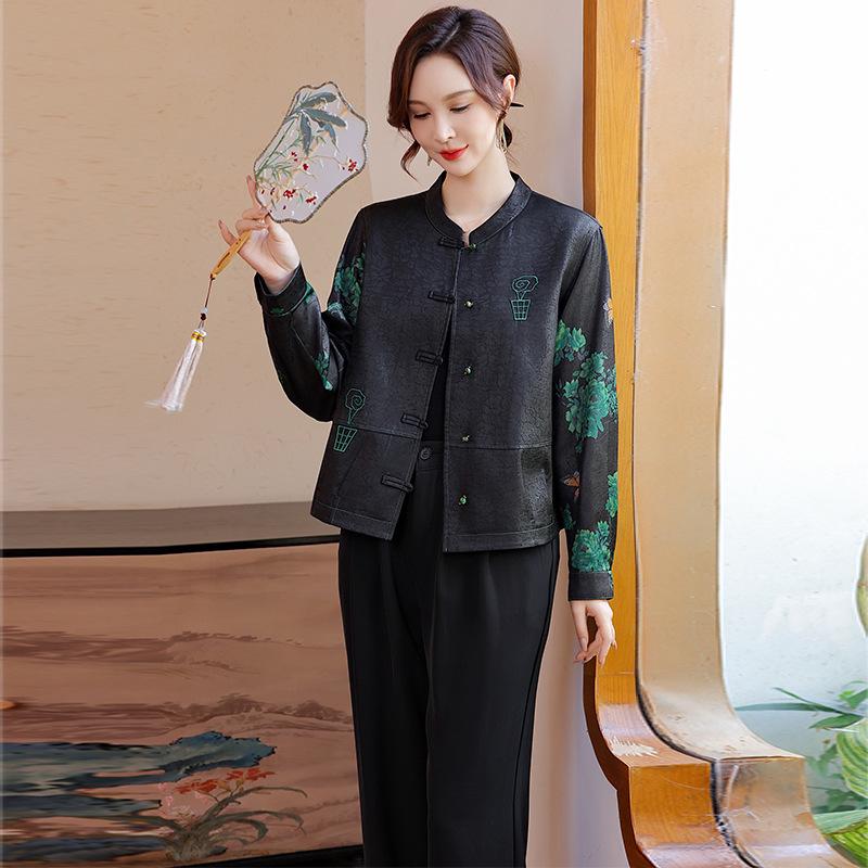 Mom's Stylish Faux Leather Jacket: Autumn Long Sleeve Print for Middle-Aged & Elderly Women