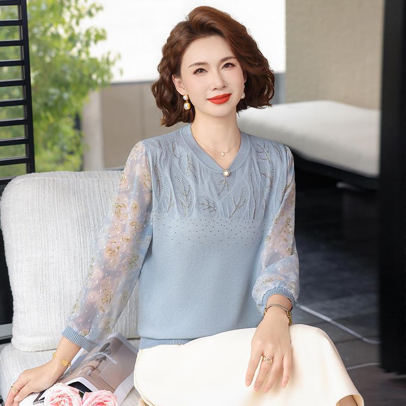 Spring-Autumn Knit Top: Fashionable Seven-Point Sleeve for Middle-Aged and Elderly Women