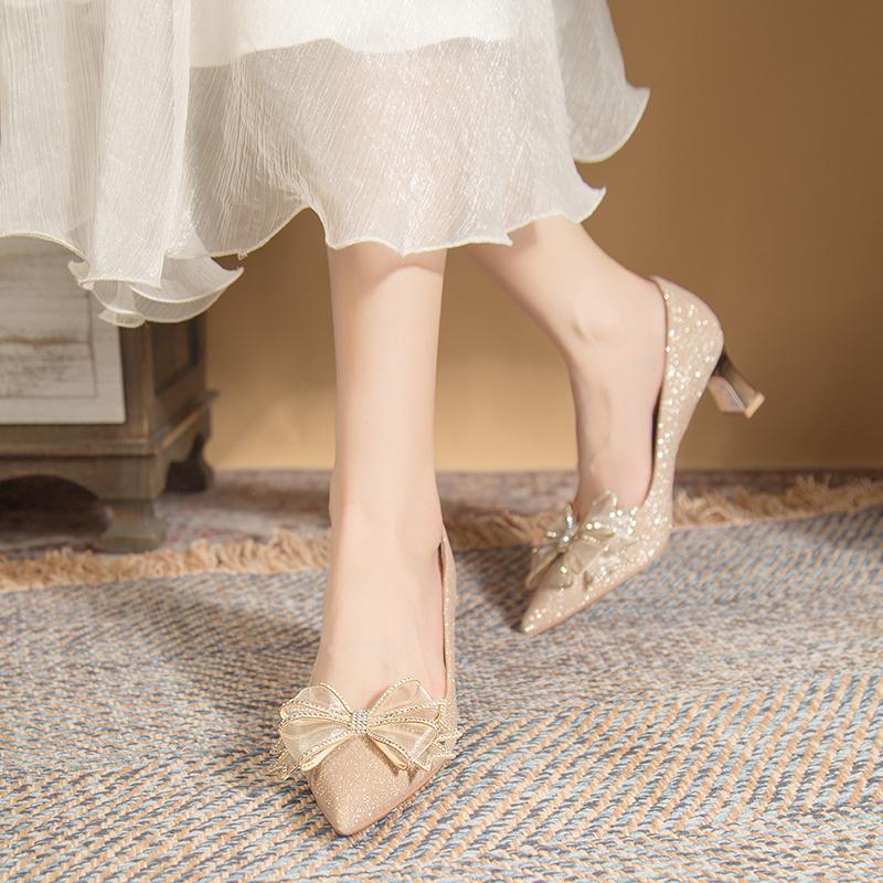 Módní dámské polovysoké podpatky s mašlí 2024 nový styl svatební boty pro nevěsty jednobotky do práce