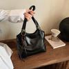 Niche Retro Bag Women's New Popular Trendy Versatile Shoulder Underarm Bag Portable Bucket Bag