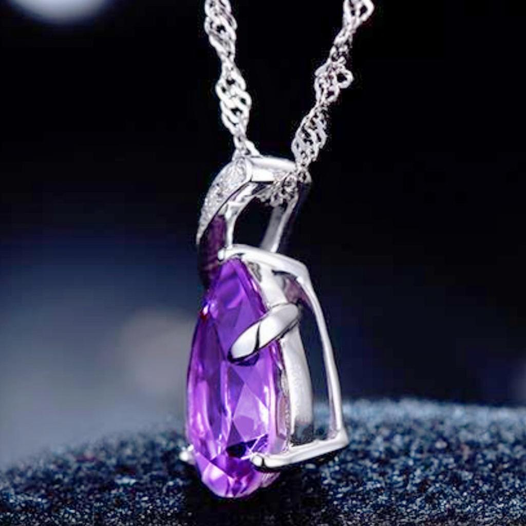 Yi Hua Amethyst Heart Crystal Pendant Necklace for Women
