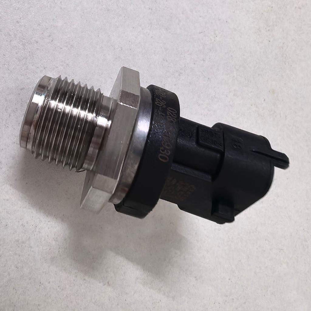 Original 0281002930 Oil Fuel Rail Pressure Sensor Regulator OEM 51274210233 504333094 For Man Iveco Volvo Fiat Chevrolet S10 206