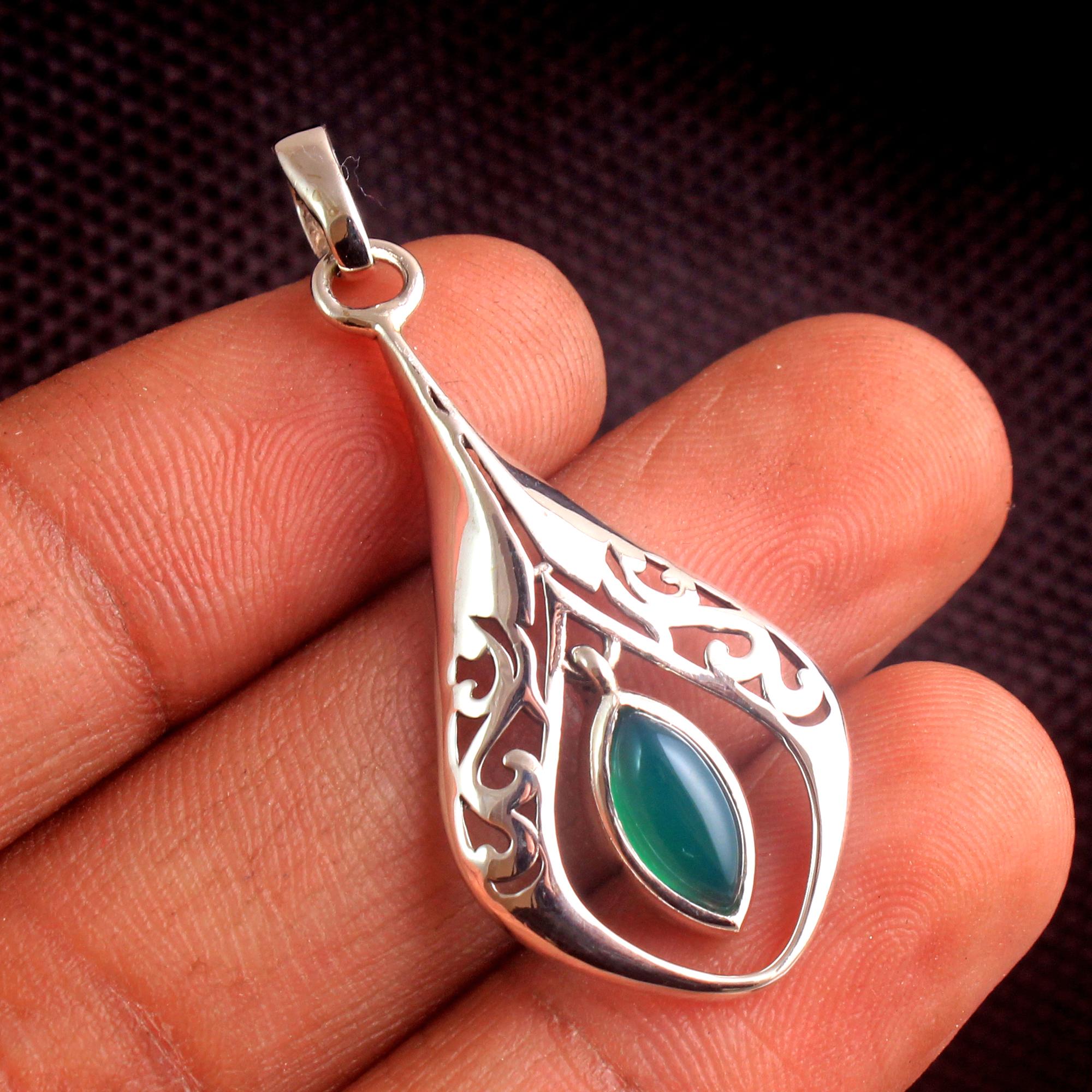 

Подвеска Рейки с зеленым ониксом и аметистом, серебряные украшения, женские украшения, подвеска ручной работы, эффектные ювелирные изделия зелёный