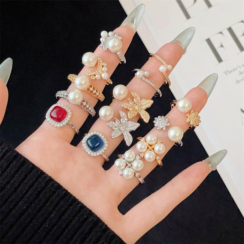 Blumenperlenring Mikroeinlage Zirkon Nischen-Design Leichter Luxus Hochwertiger Ring Offener Zeigefingerring