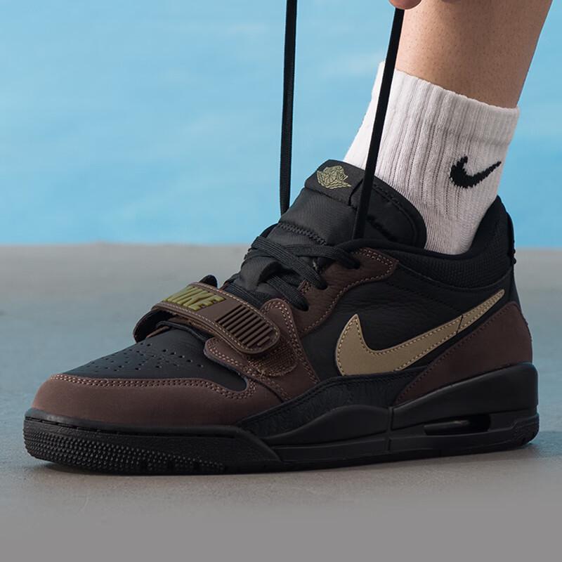 NIKE Men s JORDAN Essential Basketball Shoes CD7069-003 US 7