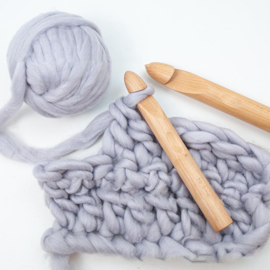 Beech Wood Crochet Hooks Small Knitting Needle 30mm 35mm Thick Knitting Needle for Weaving Bag Socks Yarn Crafts