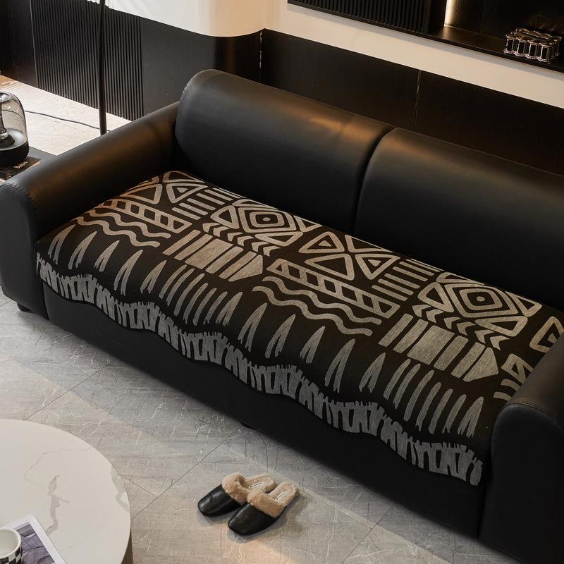 

Straight Row Leather Sofa Cushion New Fixed Non-Slip Four-Season Universal Special-Shaped Seat Cushion Light Luxury High-End Cover Cloth Towel 90*70cm