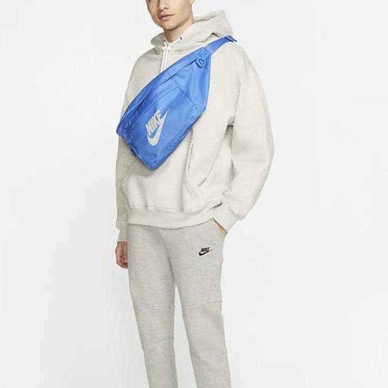 Nike Poliestrowa torba sling, torba crossbody, saszetka biodrowa Regularna Unisex Niebieska Casual BA5751-402