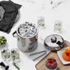 ZISIZ Double-Layer Insulated Portable Ice Bucket
