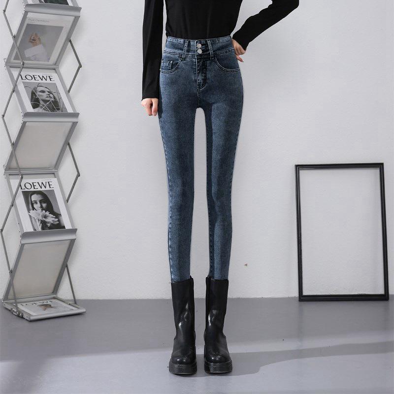 Women's High-Waisted Double-Button Light-Wash Skinny Jeans: Slim-Fit, Nine-Point Pencil Style
