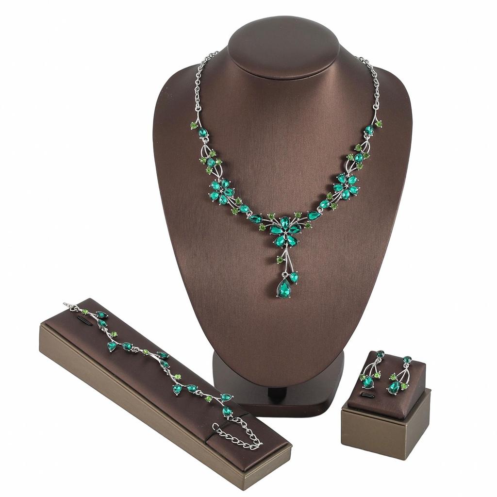 Elegant Crystal Flower Bridal Necklace Set - Fashionable European & American Jewelry Accessories