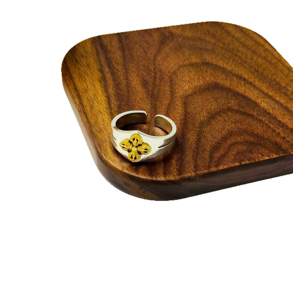 Stylish Retro Thai Silver Men's Ring - Handmade with Natural Silver & Gold-Plated Edges, Simple Adjustable Design.