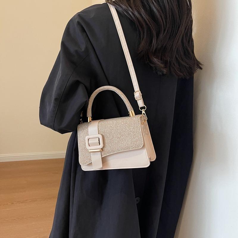 Retro and beautiful small square bag women's autumn new fashion trend shoulder bag casual commuter messenger bag women