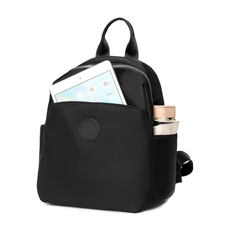 Women's Large Capacity Lightweight Waterproof Backpack Student Commuter Schoolbag