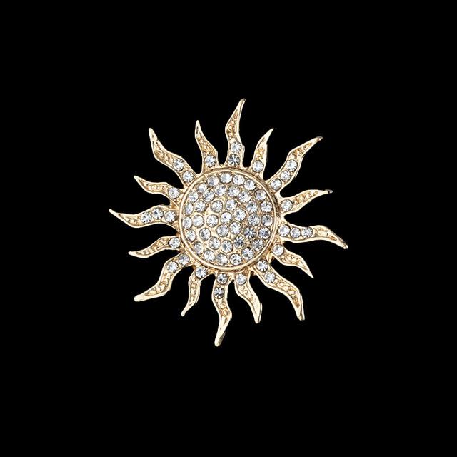 

Latest High End Metallic Sun Flower Pin Brooch Pin Rhinestone Crystalline Lapel Pins Men S Suit Shirt Corsage Badge Clothing AccessoriesFlower