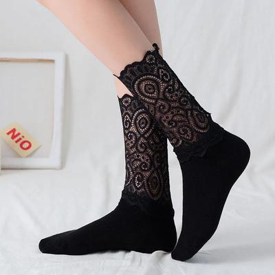 1 Pair of Sexy Long Socks Women's Lace Lace Lace White Pile Socks Mid Tube Summer Thin Style