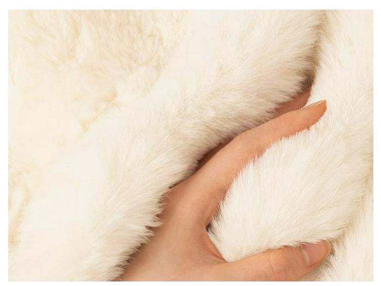 2024 Creme Blase Kunstkaninchenfell Teppich für Wohnzimmer, Sofa, Schlafzimmer, Bettseite, Boden oder Erker