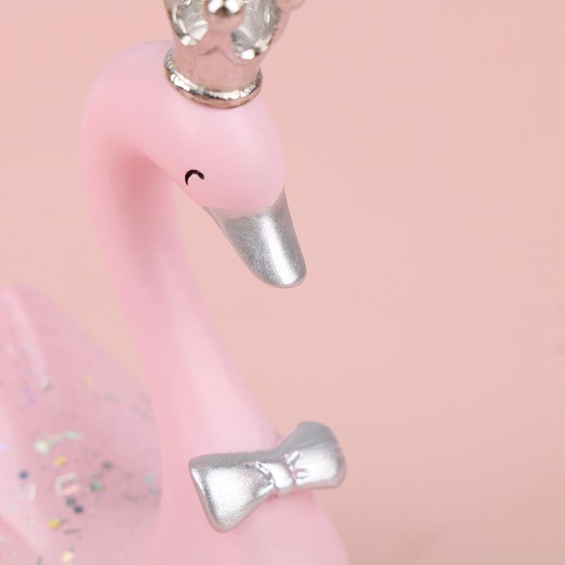 1 Pair Resin Swan Statue Figurines Swan Cake Topper Sculpture Cake Dashboard Baking Wedding Birthday Cake Decorating Supplies