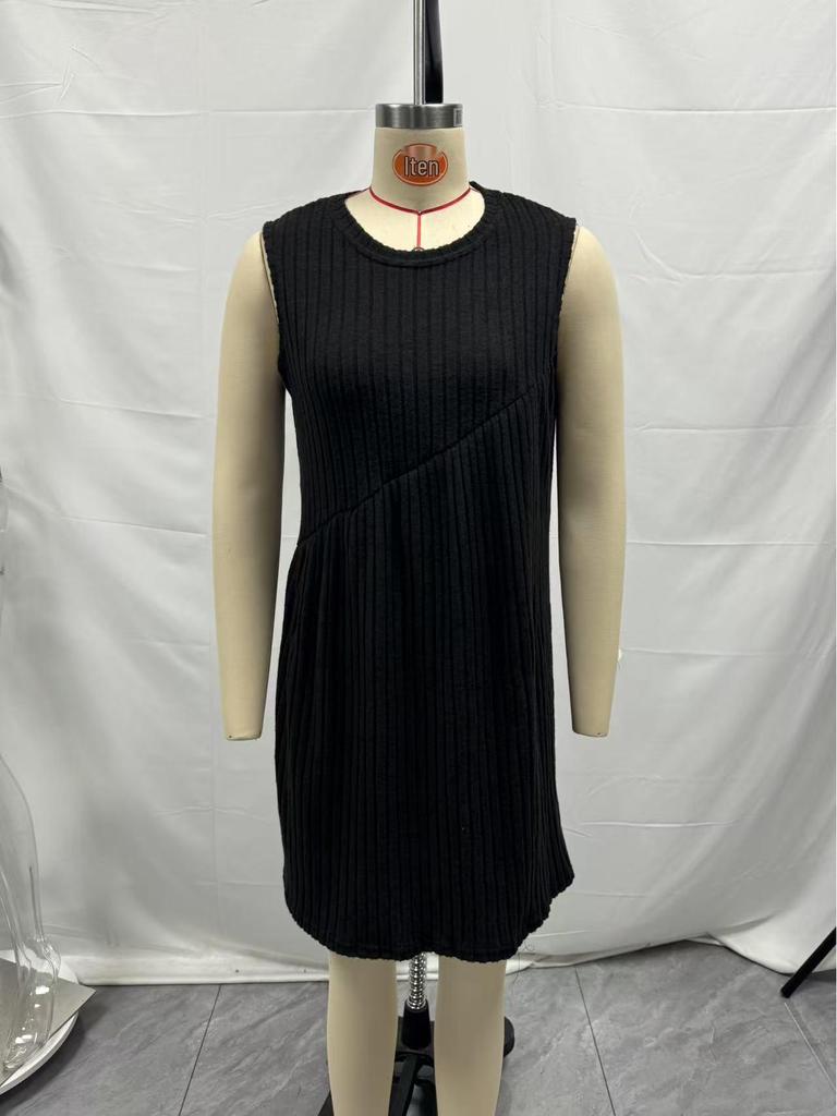 Bohemian Irregular Ribbed Sleeveless Solid Color Dress for Women - Spring/Summer 2025 Collection