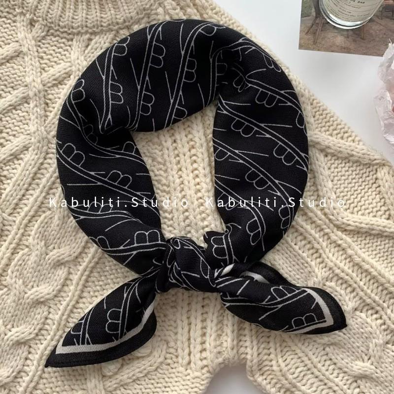70x70cm Lightweight Square Scarf Women Vintage Black Floral Print Silk-Feel Neck Wrap UV Protection Stylish Accessory