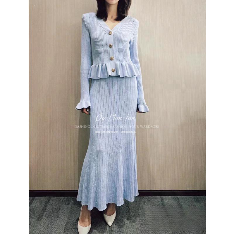 Elegant French-Style V-Neck Slim Fit Fishtail Knit Dress