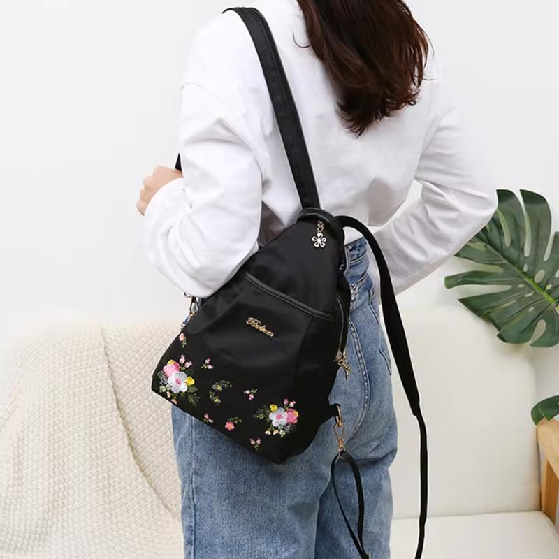 Wasserdichte Oxford Frauen Rucksack Mode Lässig Stickerei Tasche Designer Weibliche Große Kapazität Reise Handtasche Einkaufen Knöpfe
