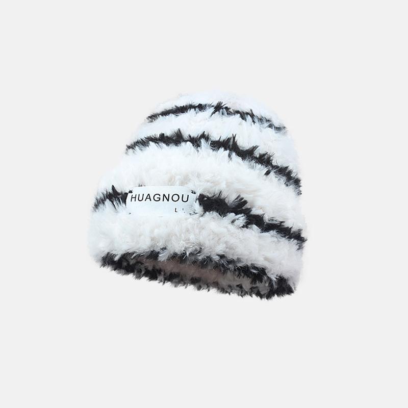 New Autumn and Winter Plush Hat for Women Korean Style Versatile Warm Thickened Cute Knitted Hat Showing Face Small Plus Velvet Snow Hat