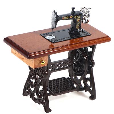 Dollhouse Decor Miniature Furniture Wooden Sewing Machine Toy With Thread
