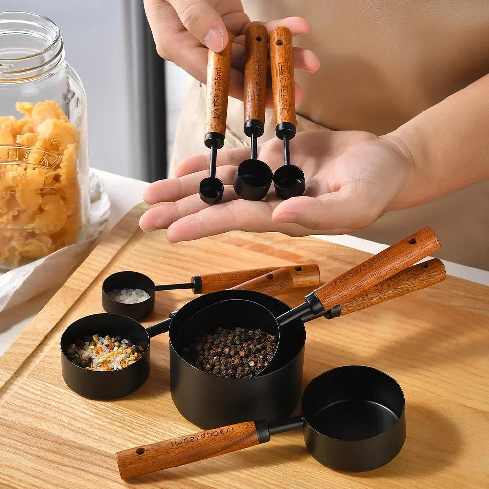 8Pcs Gold Kitchen Baking Tools Bakeware Measuring Tools Scales Set Stainless Steel Measuring Cups and Spoons With Wooden Handle