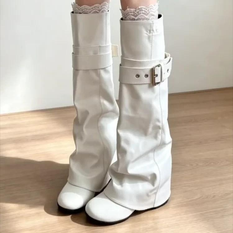 Niche Spice Girls Belt Buckle Pants Boots Women'S Autumn And Winter Round Head Boots But Knee Versatile Boots