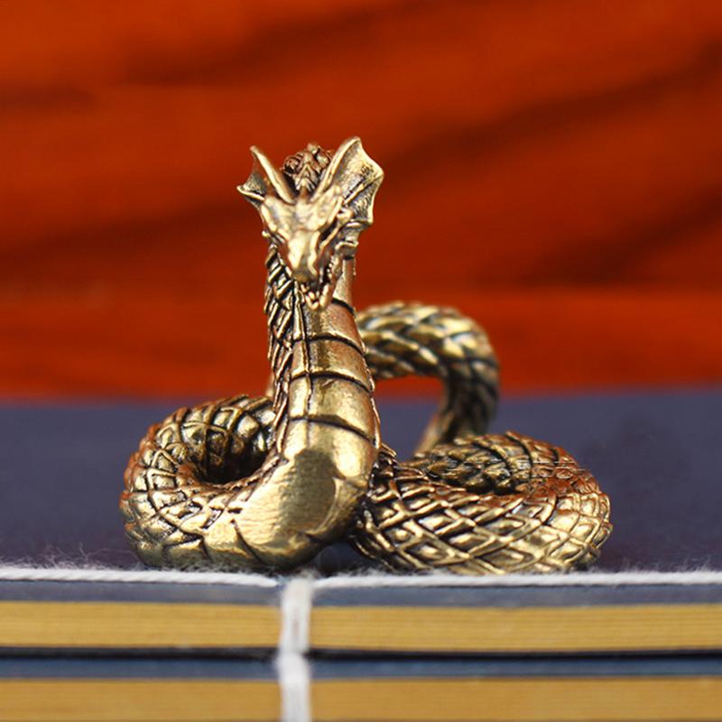 Snake Figurine Small Animal Statue Ornament Decorative Desktop Sculpture For Home Office Display Cabinet Bookshelf Coffee Table