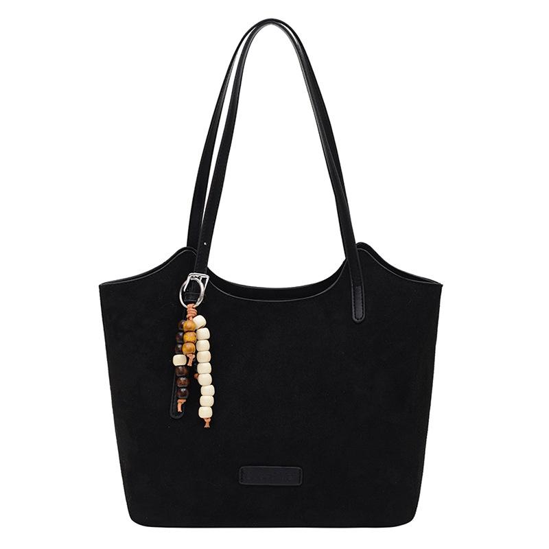 Winter new largecapacity fashion niche versatile casual simple texture shoulder handbag across чёрный