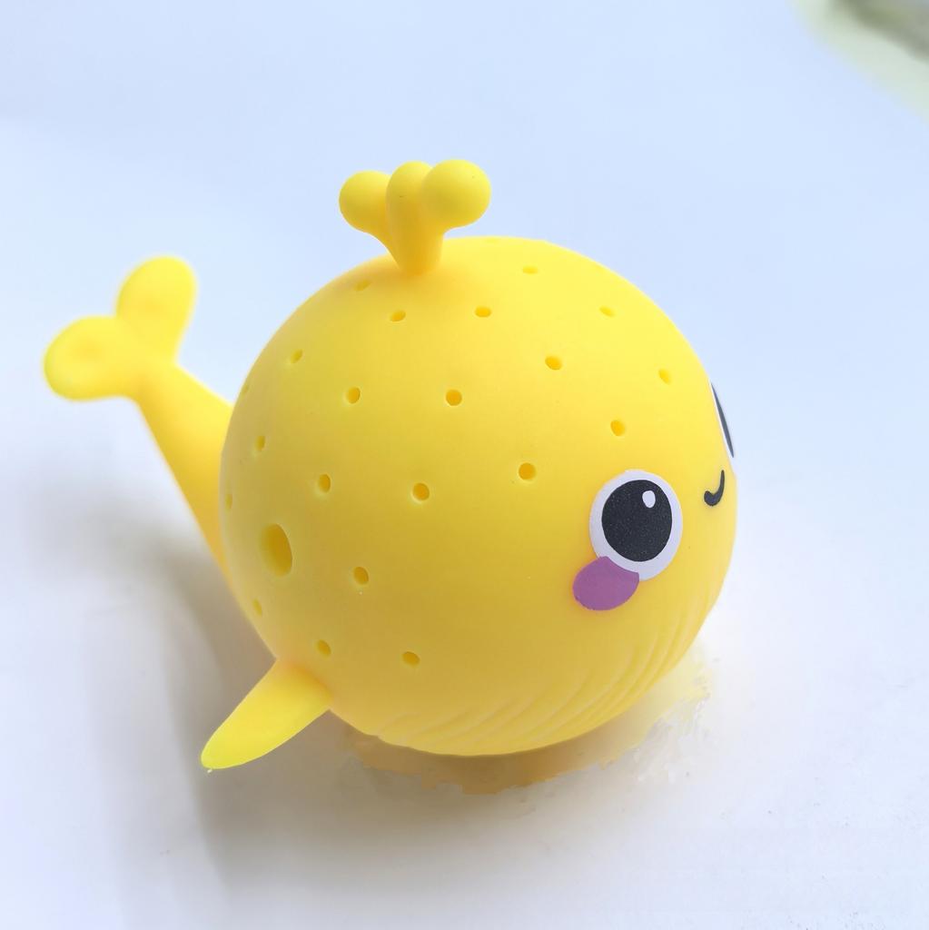 Non-Toxic Baby Bath Toys Sponge Water Absorbing Whale Squeezing Stress Relief Toys Summer Swimming Play Water Toy For Children Squishy Kid